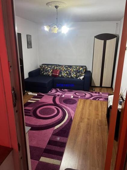 Cet-Aurel Vlaicu, ap 2 cam, parter cu balcon
