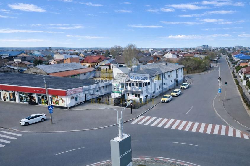 Casă + Spațiu comercial -218 mp utili- Intersecție circulata -Trifazic - 4