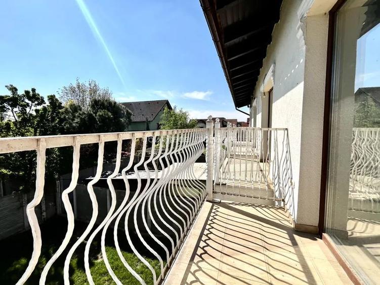 Casă de închiriat 5 camere + 5 băi + 3 balcoane + terasă 800€/luna - 27