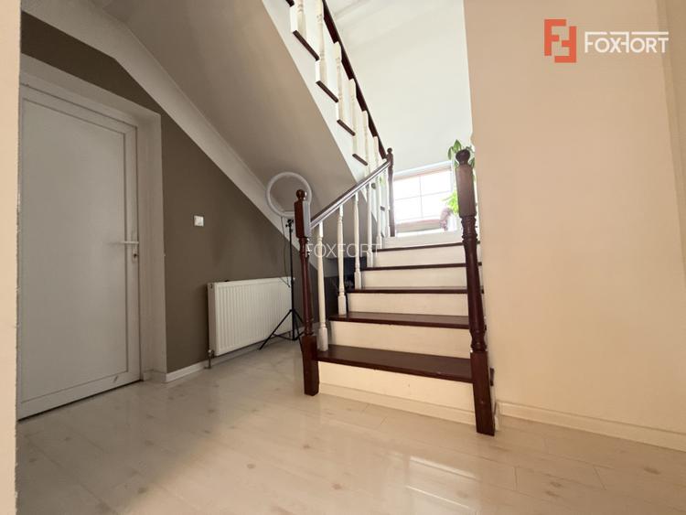 Casa cu 5 camere, 219 mp utili si 588 mp teren, de vanzare in Sanmihaiu Roman - 21