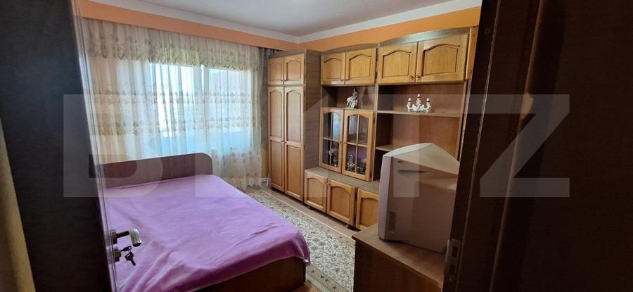 Apartament 2 camere , cu 2 balcoane și pivnița , zona Micro 17