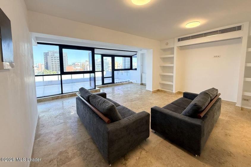 Polona - Duplex 256 mpu, 6 camere, etaje 6+7, panorama, terase 52 mp - 23