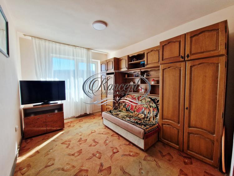 Apartament cu potential, orientare sud-est, 2 balcoane, zona Parang