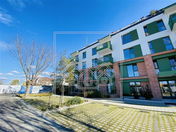 Penthouse 5 camere, terasa 46 mp - imobil cu lift - Lacul lui Binder