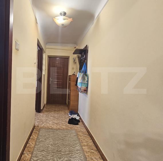 Apartament 2 camere, 40 mp, zona Podul Ros (Sindicate)