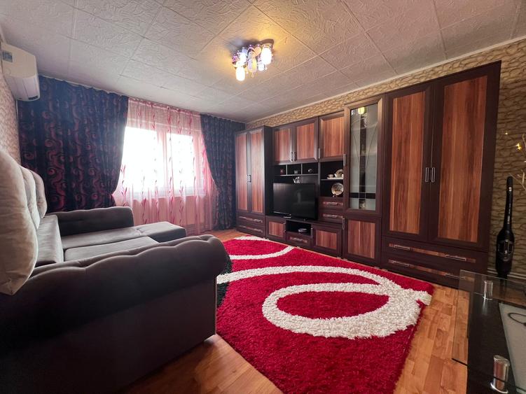 Apartament 2 camere, zona Scoala Generala Andrei Saguna