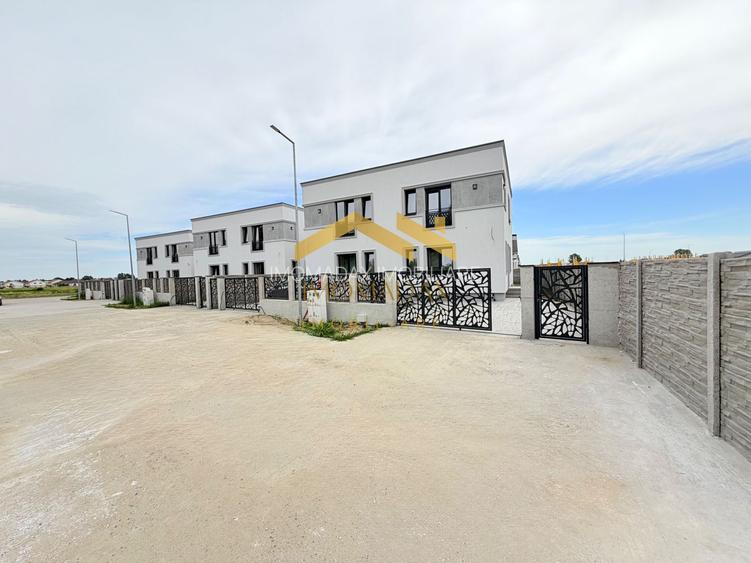 Bucovăț-Duplex 4 Camere-La Cheie - 3