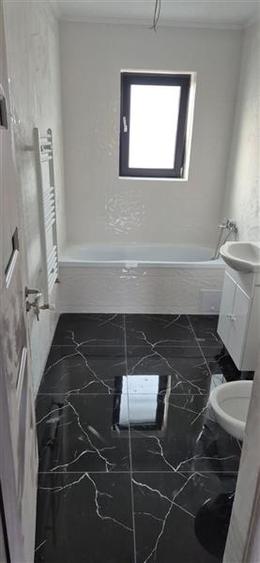 Vila P+M cu 3 camere si 470mp teren - de vanzare in Ciurbesti