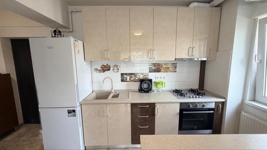 Apartament 2 camere, semidecomandat, 40 mp, ac, centrala, Oltenitei