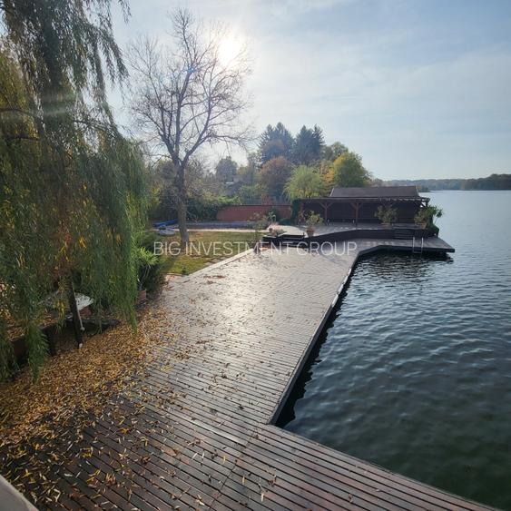 Vila lac snagov in cea mai buna portiune a lacului, ponton, garaj barca, piscina - 35