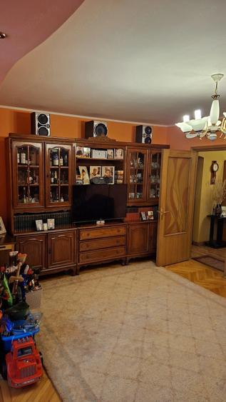 Apartament 4 camere Titan - Auchan Titan