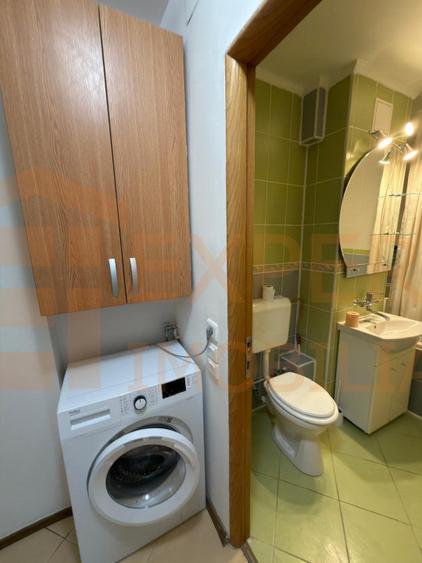 Apartament 4 camere de închiriat în zona Inel I, termen lung