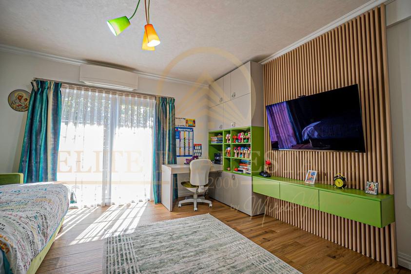 Mamaia Sat - Casă ultra-modernă de lux – 5 camere, 4 dormitoare.