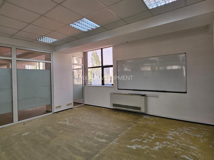 Birou - open space - Expozitiei