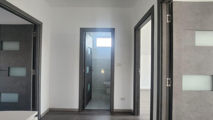 Vila Noua cu 4 dormitoare in Fantanele