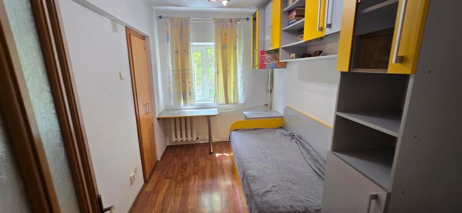 2 camere de vanzare ultracentral Focsani