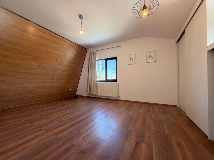 Casa Pretabila Pentru Diverse Activitati - 270 mp