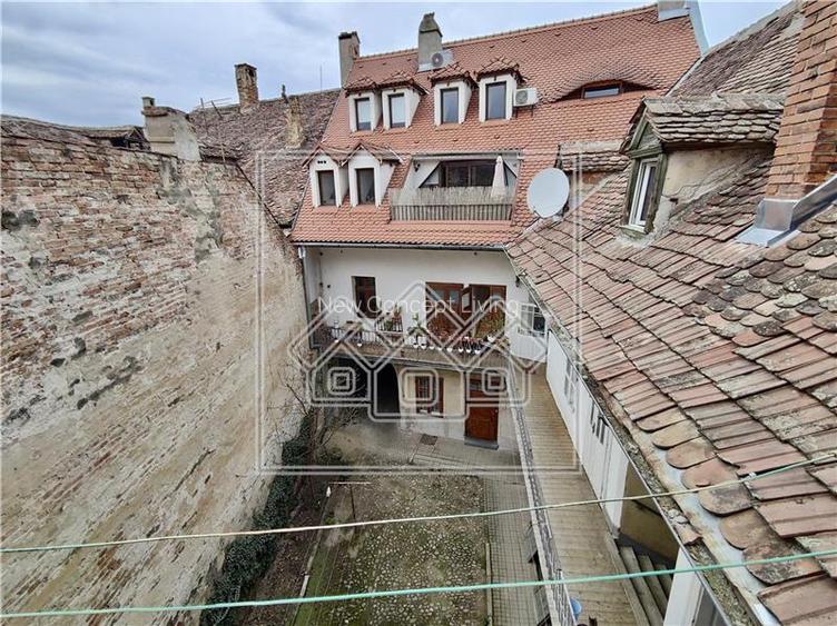 Ap 4 camere - etaj 2 - zona Ultracentrala - ideal investitie - 18