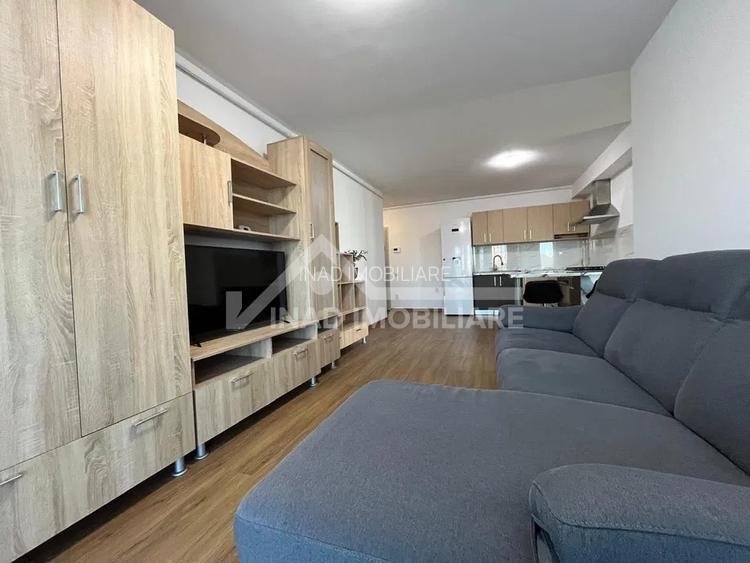 Apartament cu 3 camere, mobilat modern, Scala (Frunzisului) - 2
