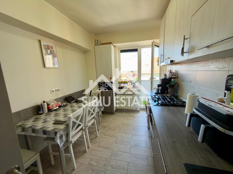 Apartament 75 mp. 3 camere 3 balcoane  decomandat in Sibiu- Terezian - 5