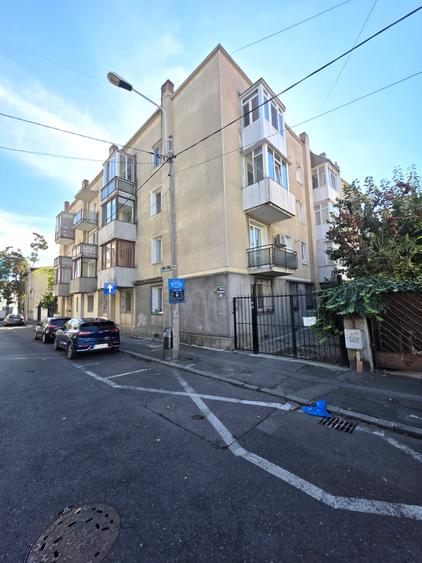 Calea Calarasilor -Traian -Garsonieră cochetă de 23 mp -56500 Euro