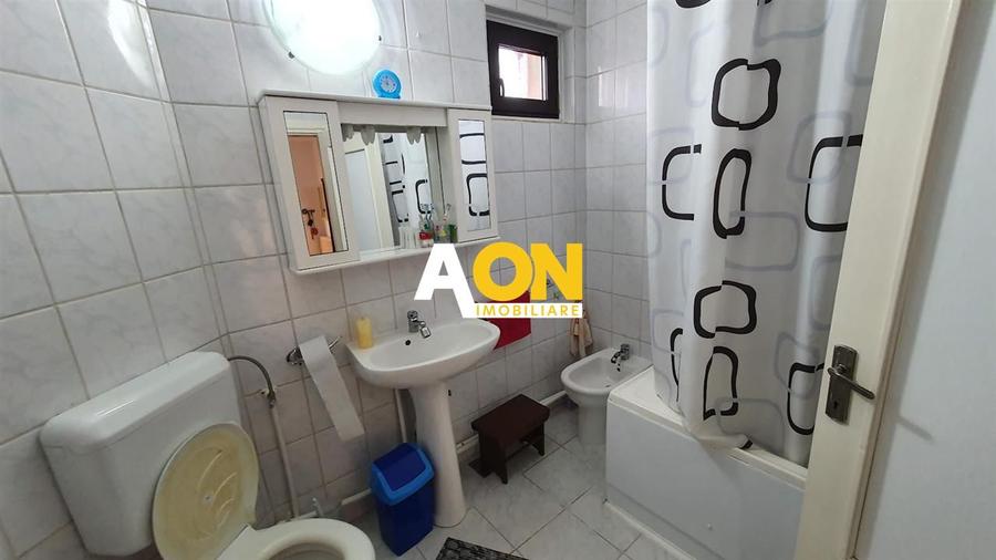 Casa cu 1064 mp teren, ideala pentru pensiune