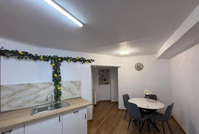 Închiriere Apartament 3 camere Ultracentral Centrală Proprie - 2