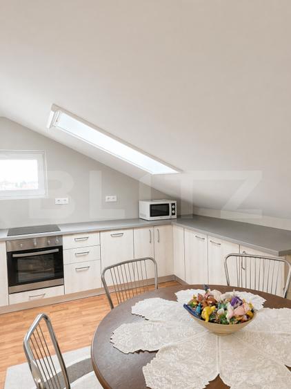 Apartament de 3 camere, semidecomandat, cu parcare subterană, în Zorilor