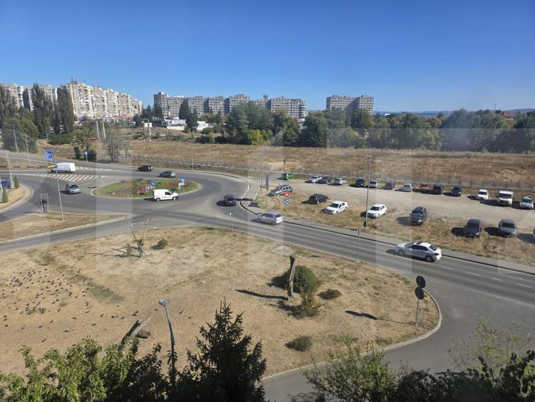 Apartament cu 2 camere, 47 mp, zona Lenin