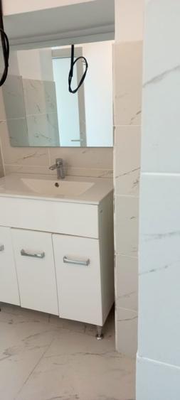 Spațiu comercial / demisol 272,3 mp — centrală proprie, chicinetă, toaletă —
