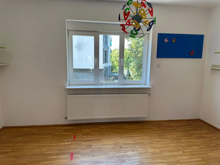 Vila 10 Camere 600mp Teren 1775 mp de Vanzare *Iancu Nicolae*