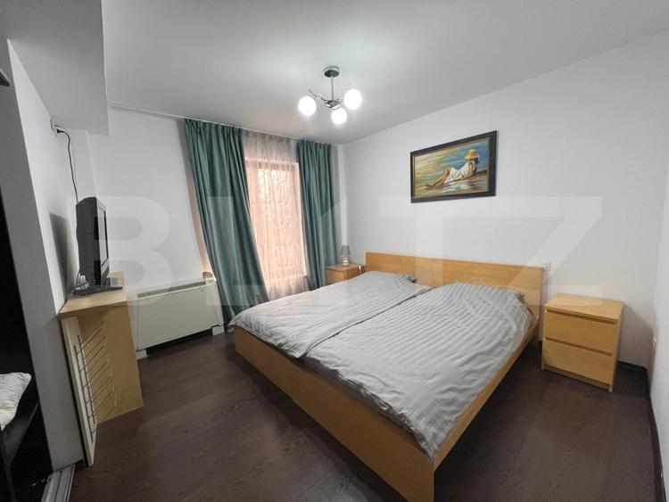 Casă 7 camere, curte 200mp , zona Lapus