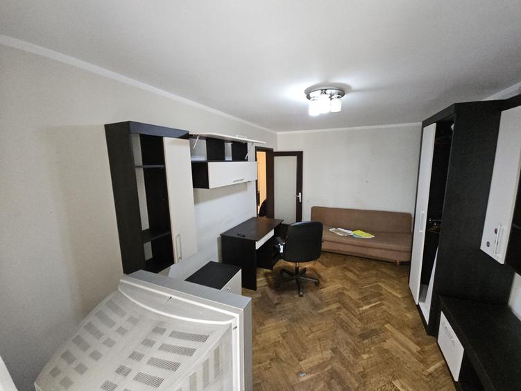 0% Comision | Apartament 4 camere | decomandat | etaj 1 | Aleea Brates