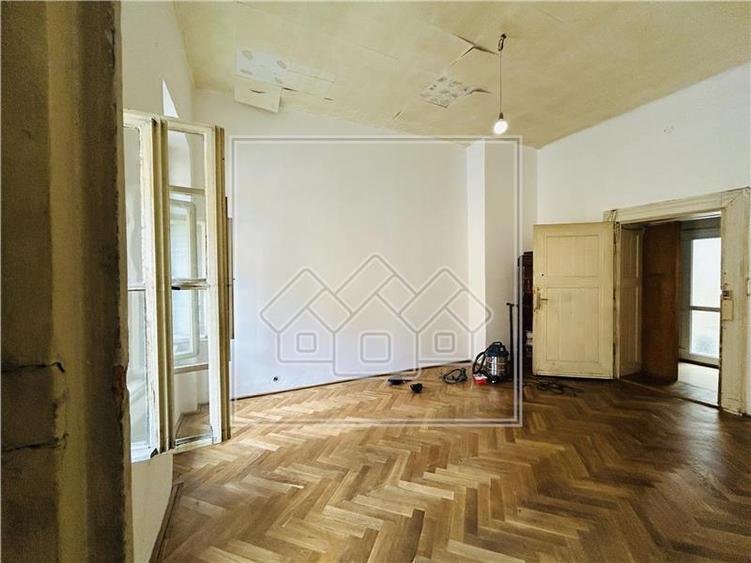 Garsoniera 41 mp utiti, pretabil pentru investitii, Zona Ultracentrala