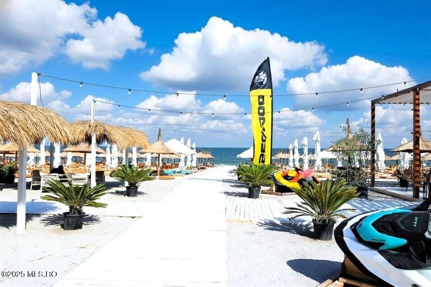 Sea On - Mamaia Nord, 3 camere, etajul 1, terasa cu vedere la mare!