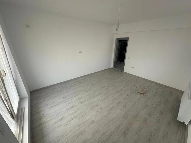 Apartament 2 Camere Decomandat - Acte Gata - Brancoveanu Adiacent