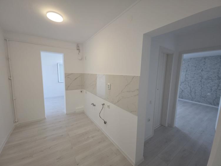 Proprietar – Apartament 2 camere, renovat integral, centrală proprie, Trivale