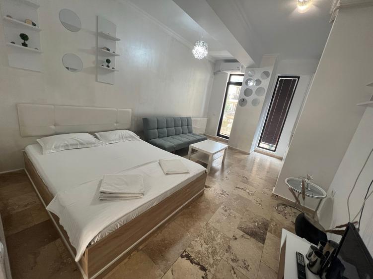Garsonieră de închiriat în Mamaia Solid Residence 300 euro