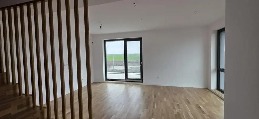 Casa 5 Camere Otopeni | Duplex | Acces Piscina | 800 m Distanta Metrou