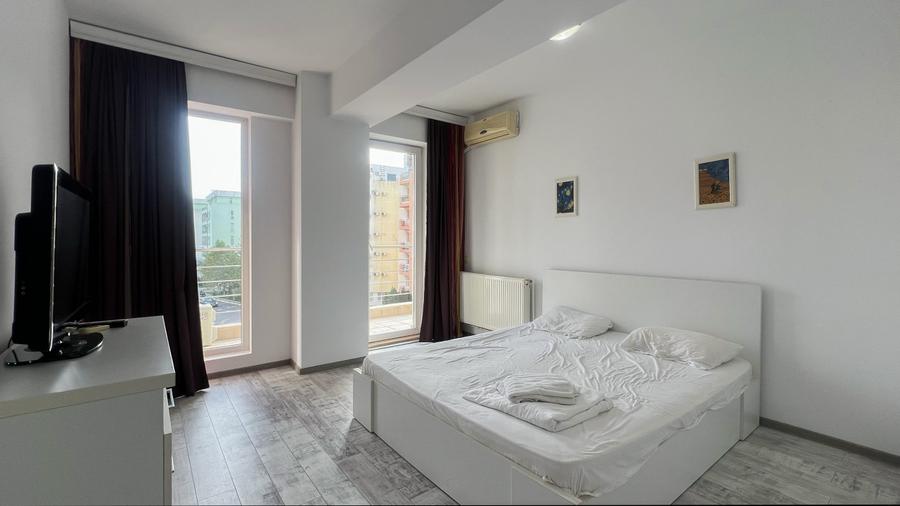 Apartament cu 3 camere in Mamaia, cu vedere la lac, pe termen lung