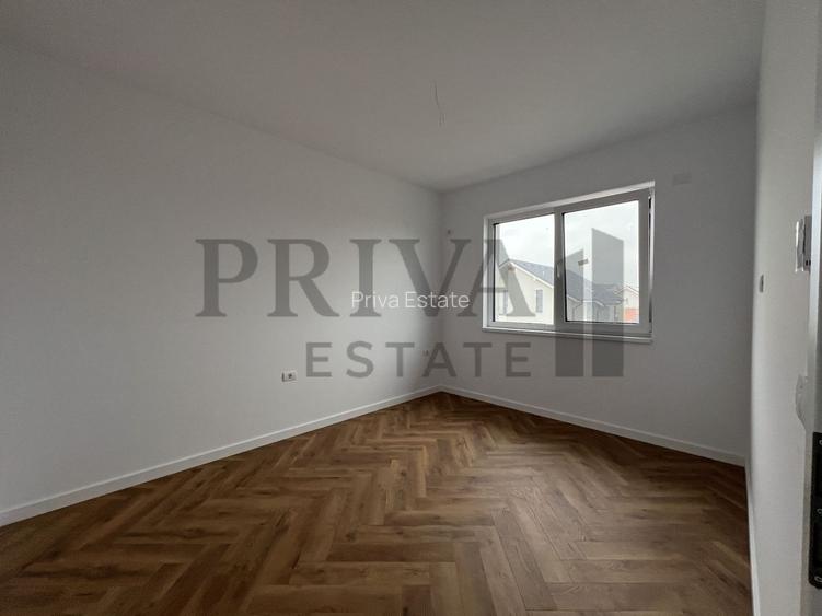 Triplex finisaje premium, 4 dormitoare, curte 250 mp. Calea Urseni - 17