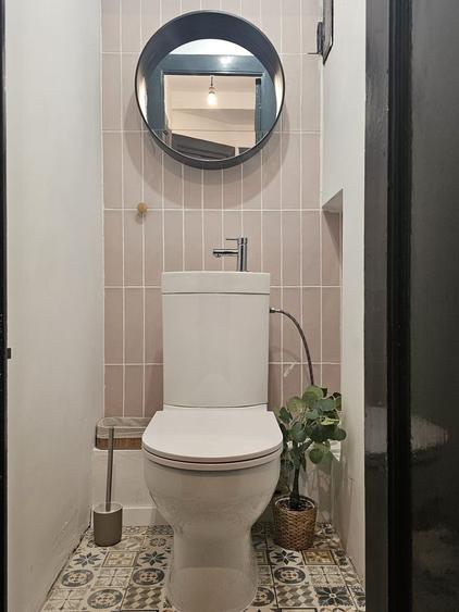 Apartament 4 camere ultracentral, renovat si mobilat, terasă spațioasă.
