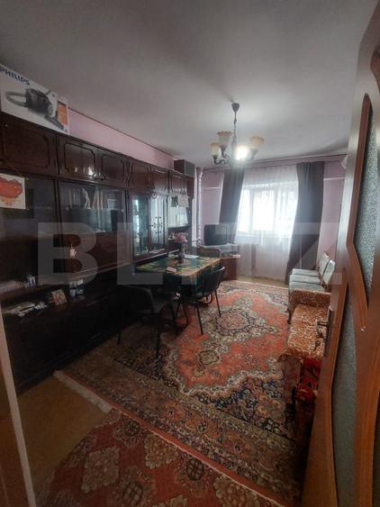 Apartament cu 3 camere in zona Electro Mall