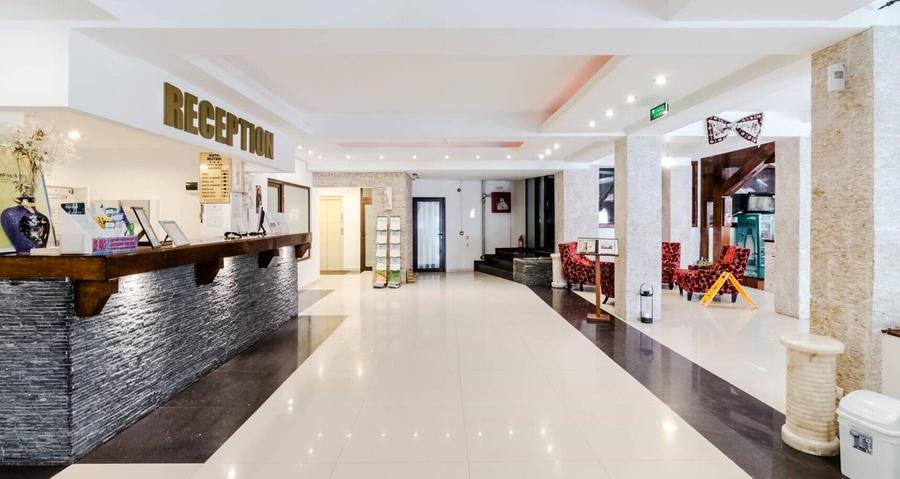 Vanzare Hotel- Moieciu