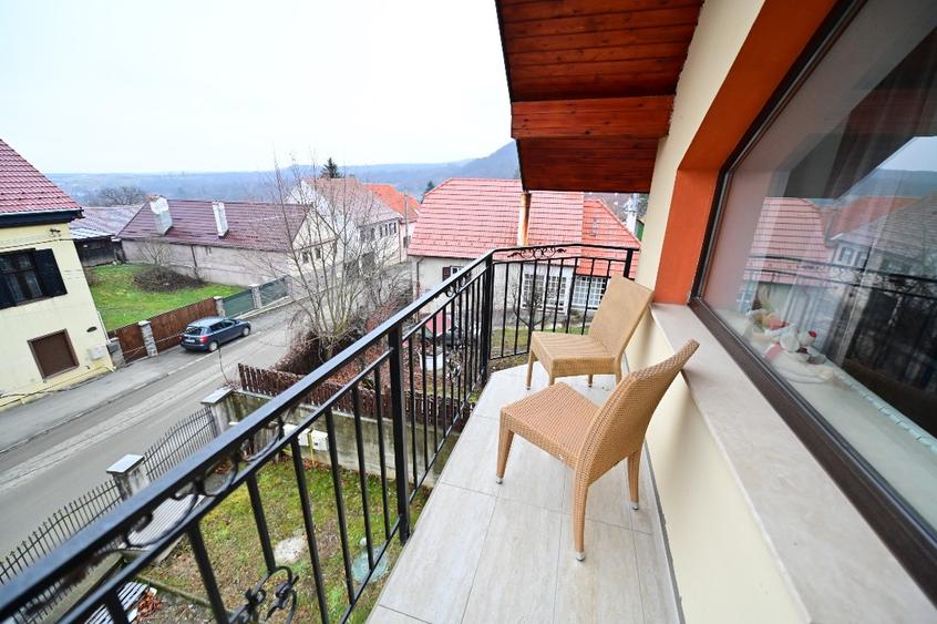 Apartament la vila CISNADIOARA
