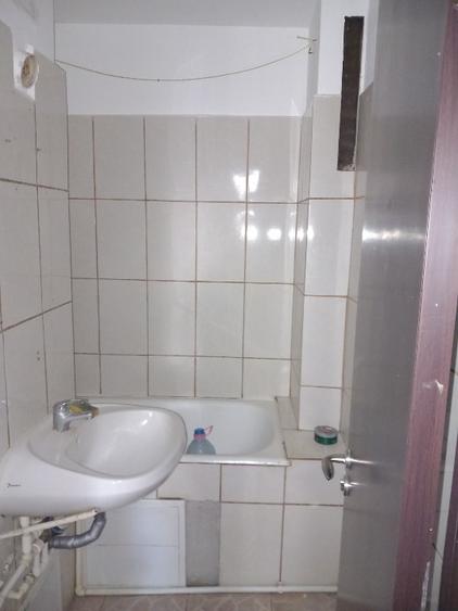 De vânzare apartament cu 3 camere
