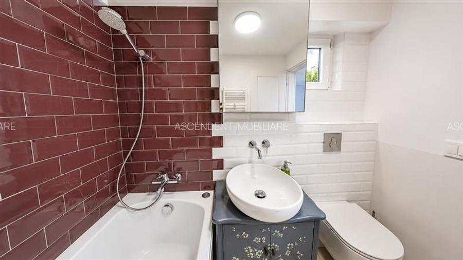 Decomandat si renovat, cu vedere spre gradina, Centrul Civic, Brasov - 6