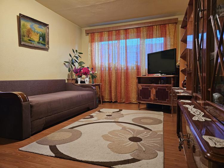 0% Comision! Apartament 2 camere, balcon 11,6 mp, decomandat, B-dul Bucuresti