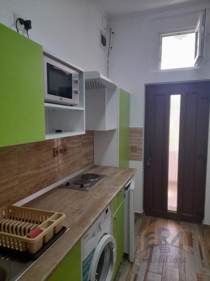 Apartament 2 camere, la curte comuna, Str. Luis Pasteur