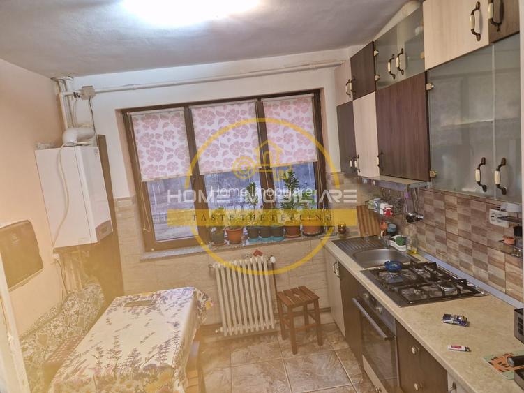 Etaj intermediar/Apartament 3 Camere-Decomandat/70mp/Zona Gara!